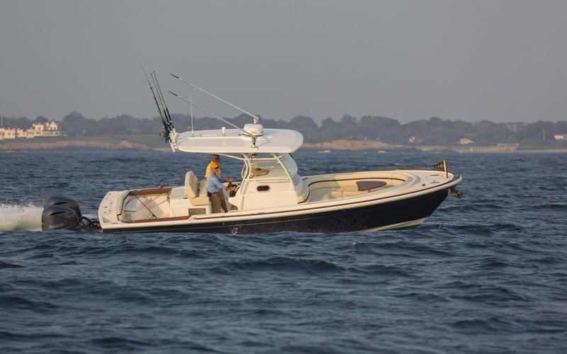 Hunt 32 Center Console