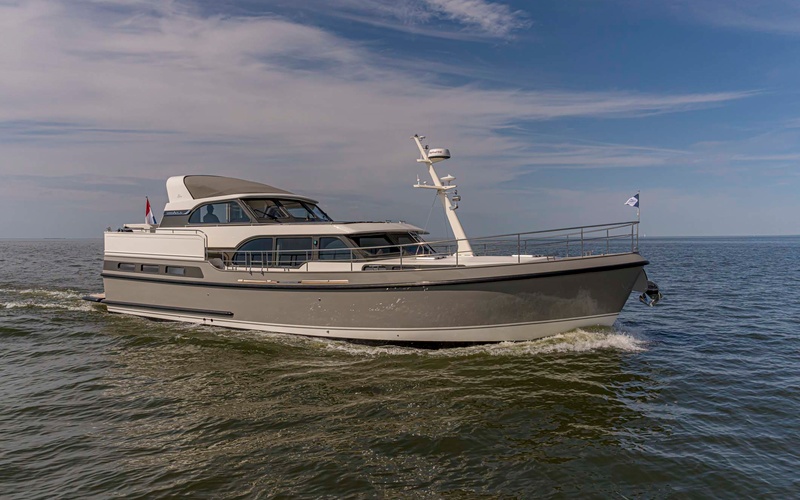 Linssen 55 SL AC Variotop
