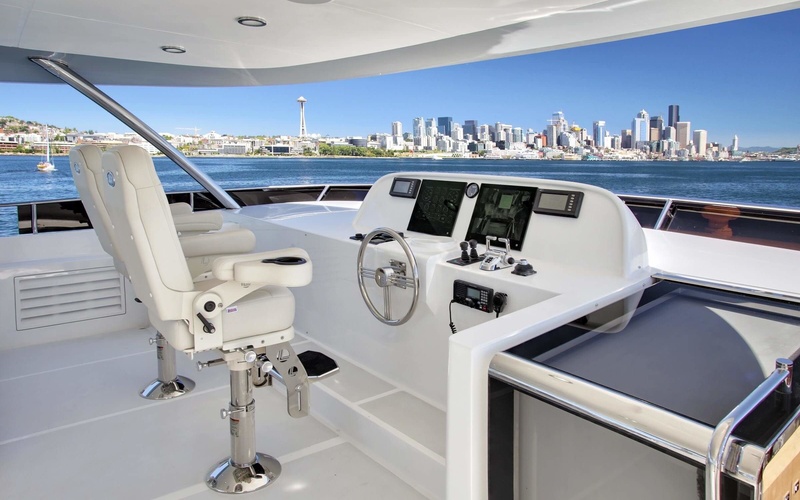 Selene 98 Ocean Explorer