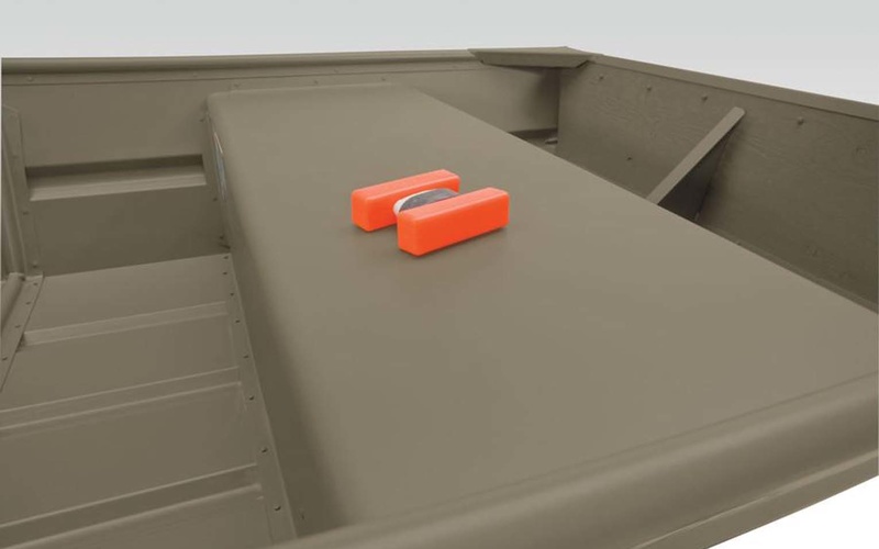 Tracker Topper 1036
