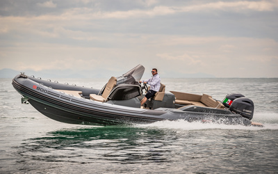 SACS Strider 900