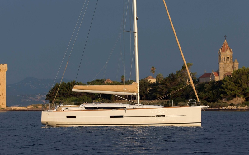 Dufour 460