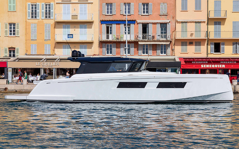 Pardo GT52