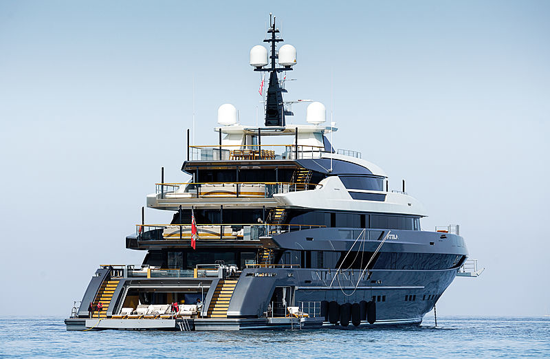 Two staircases at the stern of Attila combine the beach club with dining area and pool on the main deck into one huge area for relaxation and entertainment.