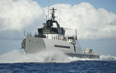 Damen Ad-Vantage