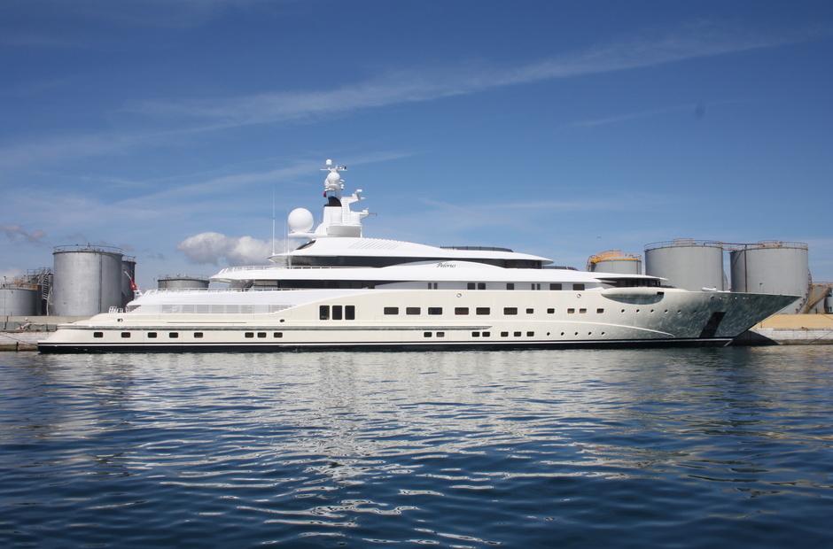 Lurssen Pelorus