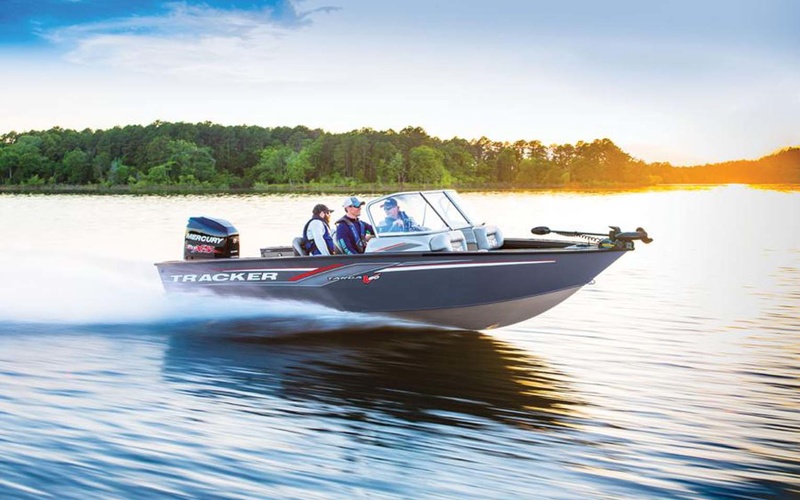 Tracker Targa V-20 WT