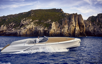 Frauscher 858 Fantom (2022)