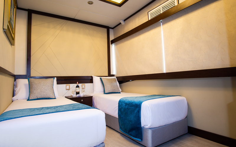 MCP Yachts 106 LE