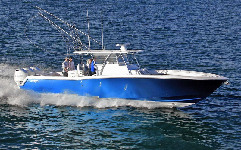 Invincible 42′ Center Cabin