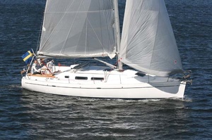 CR Yachts 370