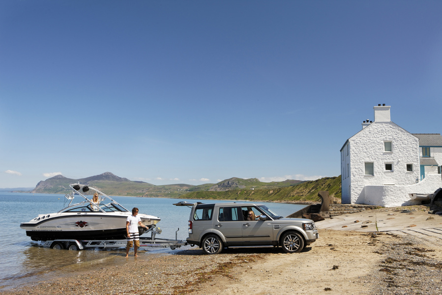Land Rover Discovery 4