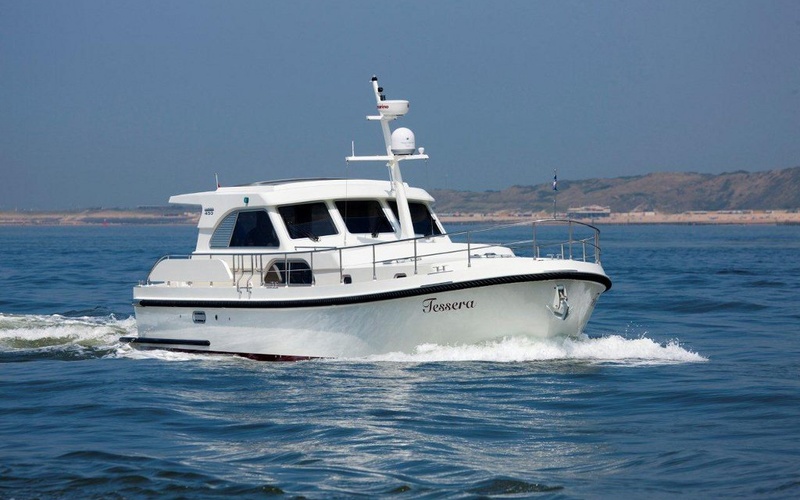 Linssen Range Cruiser 450 Sedan Wheelhouse