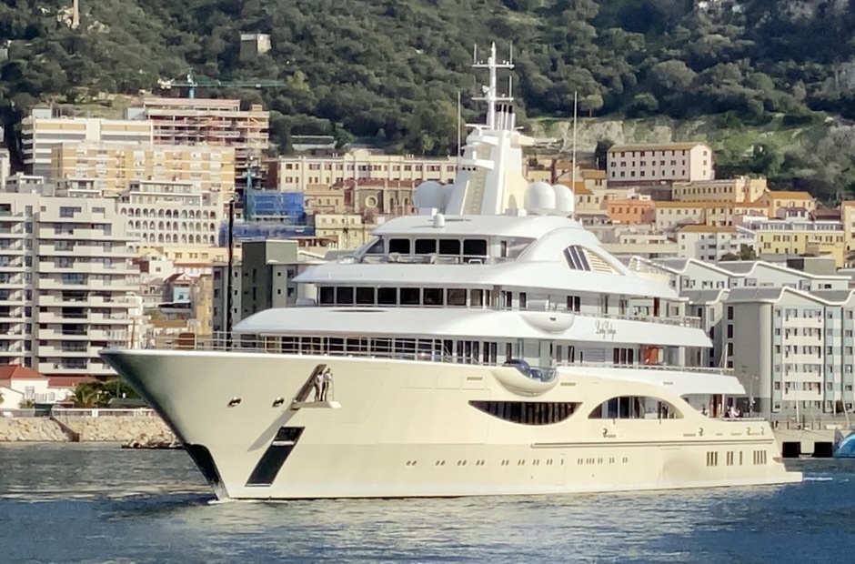 Lurssen Alaiya