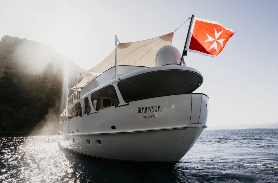 Feadship Alhambra