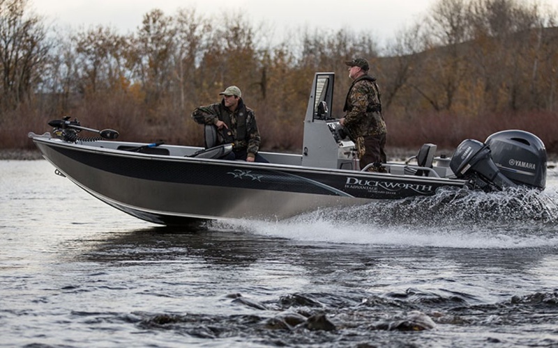 Duckworth 18 Advantage Outboard Tiller