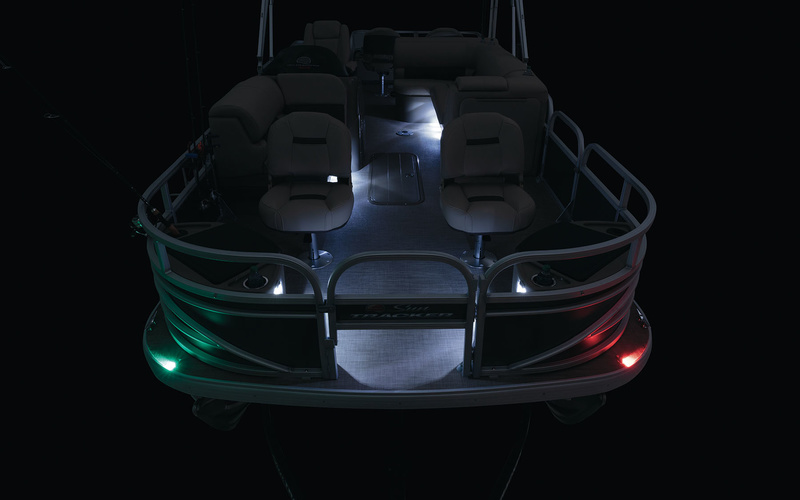 Sun Tracker Fishin Barge 22 XP3