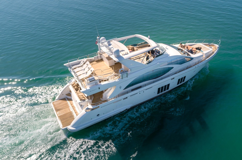 Azimut Phoenix