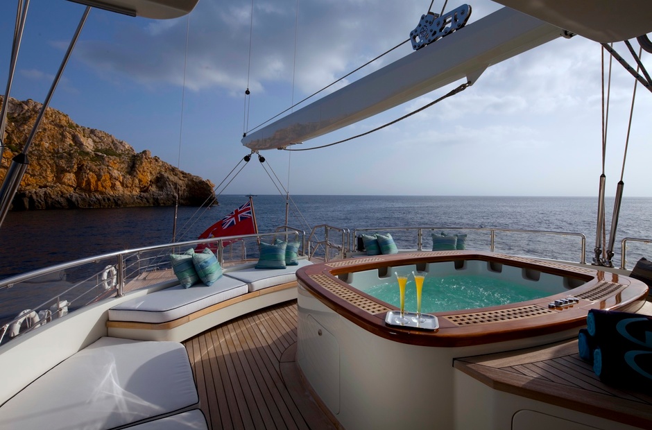 Perini Navi La Luna