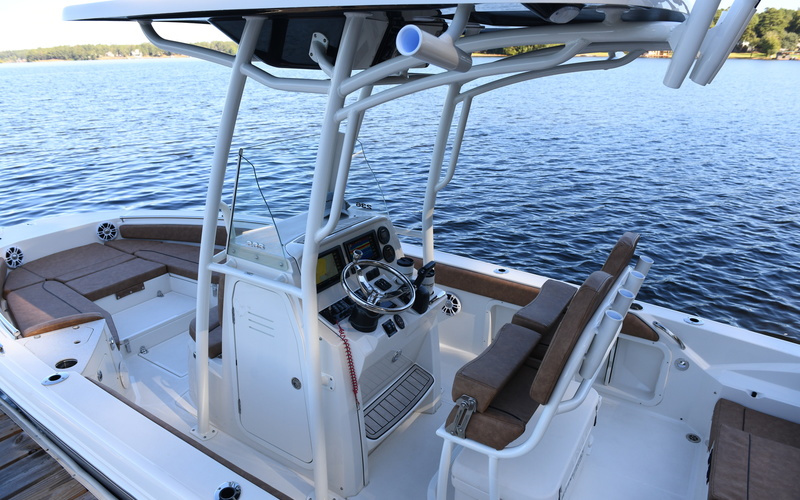 Stingray 236CC