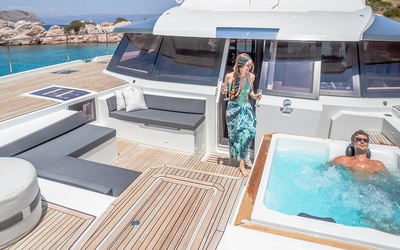 Fountaine Pajot Power 67
