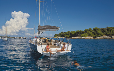 Azuree 46