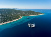 At every Big regatta we gather all the yachts in an asterisk - inside there is a swimming pool where we swim and relax.