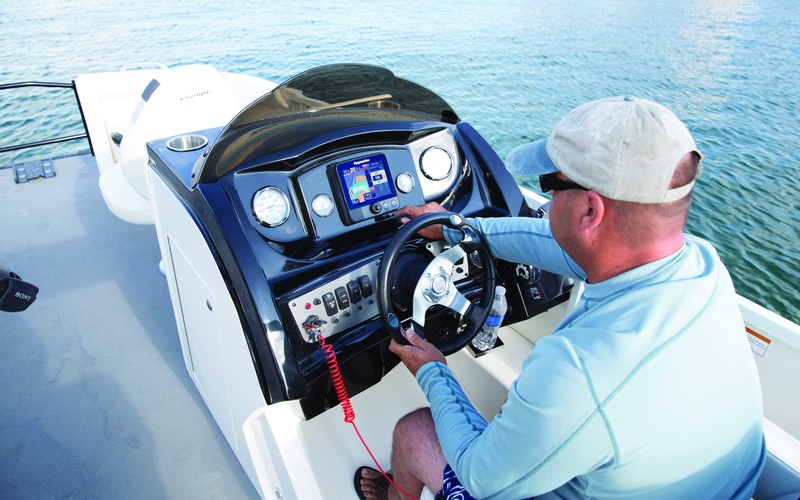 Escape 2400 RT Twin Fish