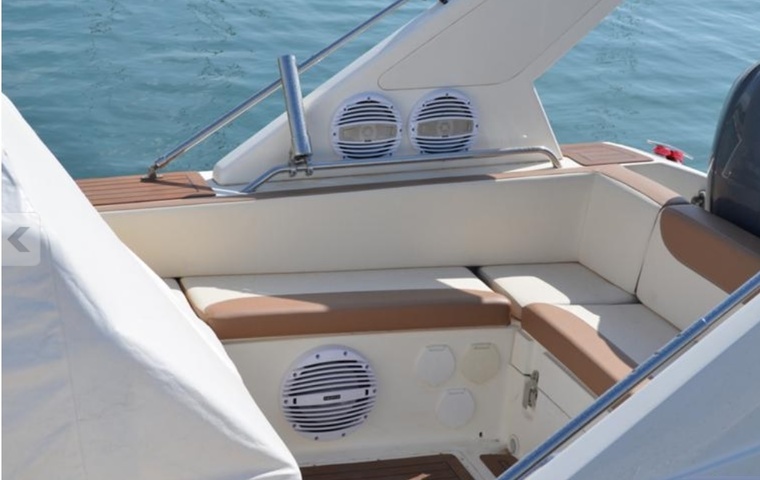 Capelli Tempest 550 (2009)