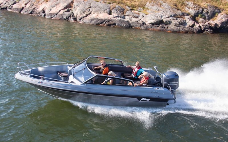 Yamarin Cross 64 Bow Rider
