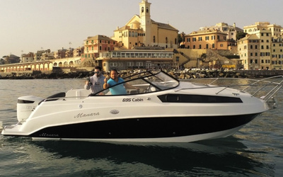 Manara 695 Cabin