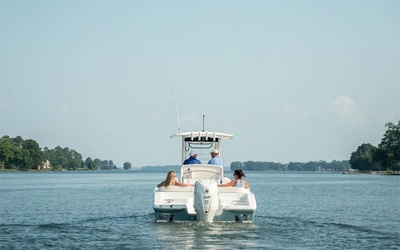 Sea Hunt Escape 25
