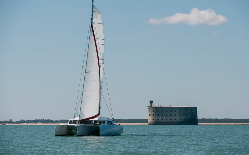 Neel Trimarans 43