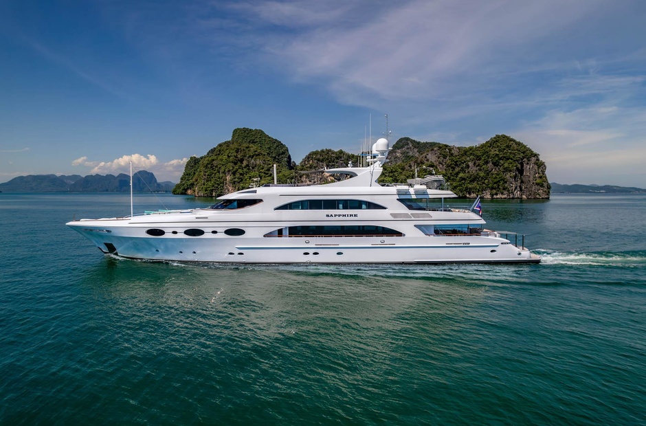 Trinity Yachts Sapphire