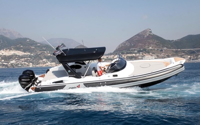 MV Vesevus 35 FB