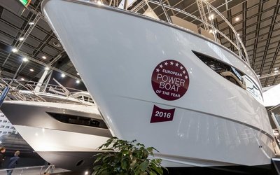 Galeon 510 Skydeck