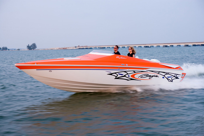 Baja  23 Outlaw