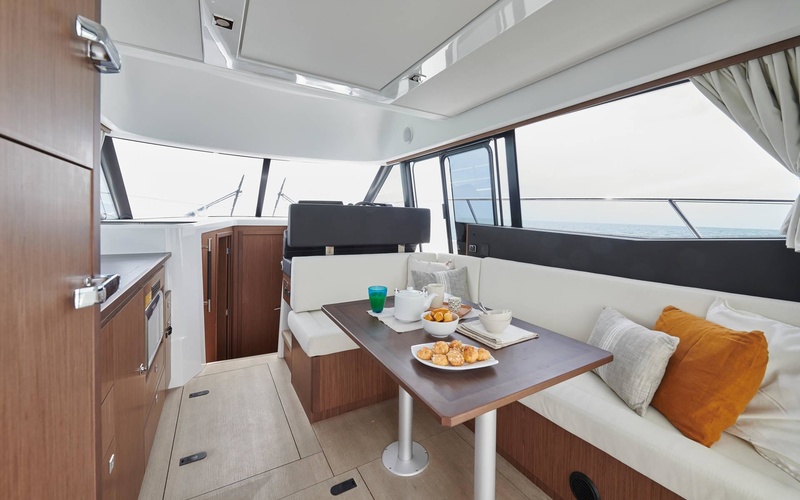 Jeanneau Merry Fisher 38 Fly