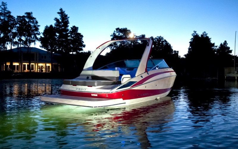 Regal 2550 Cuddy