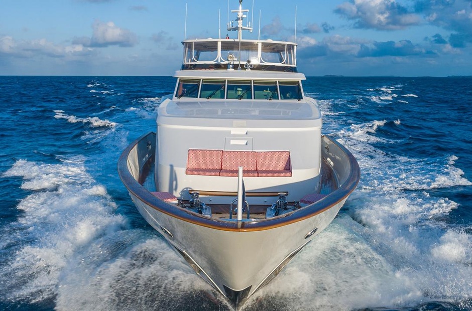 Trinity Yachts Pursuit