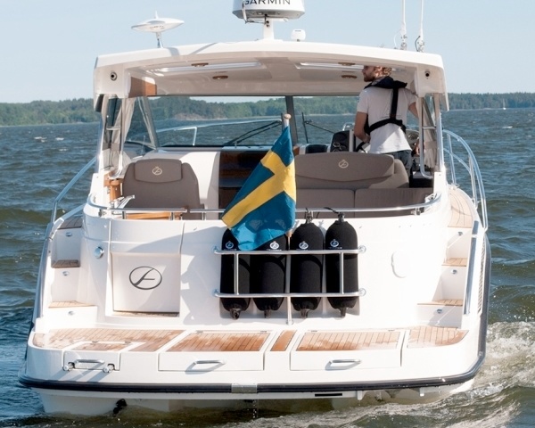 Aquador 30 HT (2023)