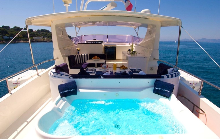 Mangusta Mangusta 80 (1998)