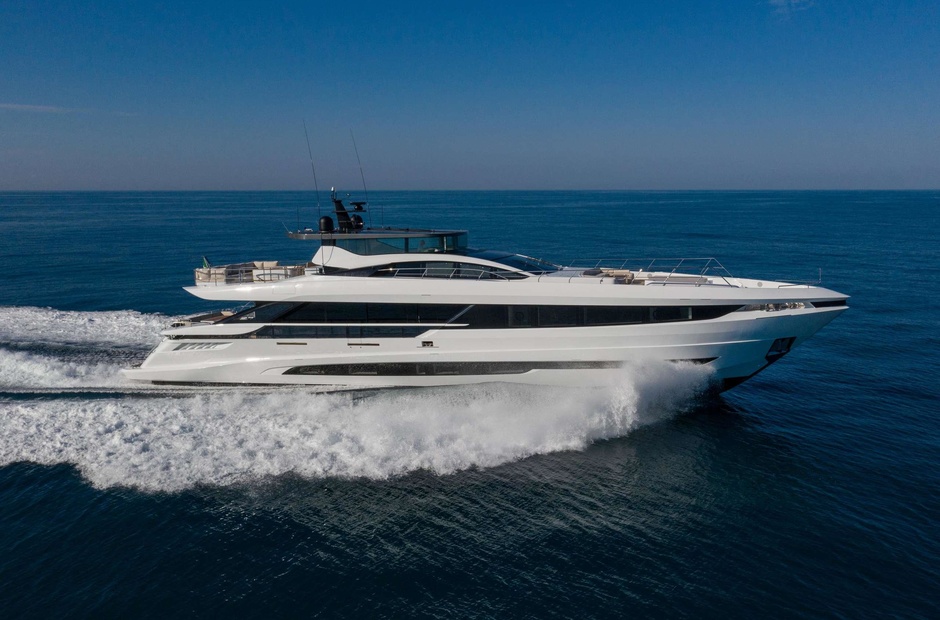 Mangusta Crazy Too