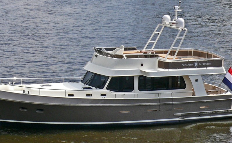 Privateer Flybridge 56