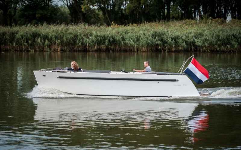 Maxima 730