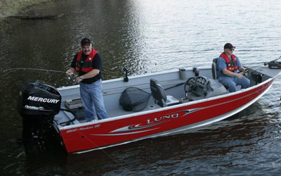 Lund 1800 Alaskan