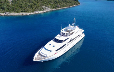 Sunseeker Yvonne