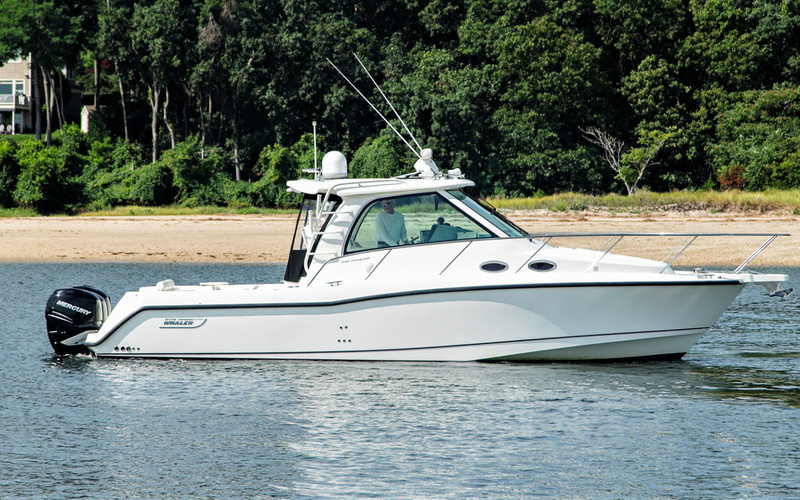 Boston Whaler 345 Conquest Pilothouse