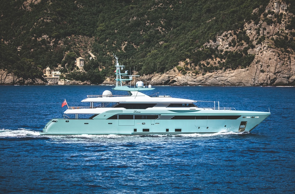 CRN Latona