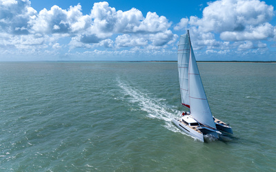 Neel Trimarans 52